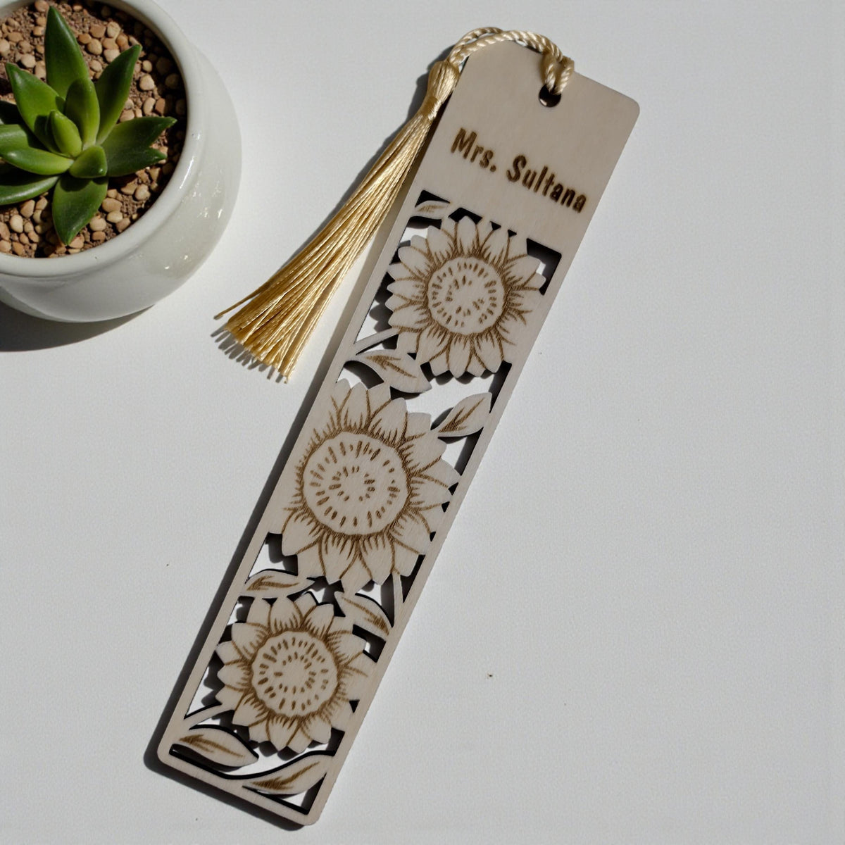 Laser Cut Wooden Notebook Gift Set,Personalized Wooden Stationery Set,Custom Engraved Notebook and Pen Set,Teacher Gift with Pen , Bookmark - product photo 10