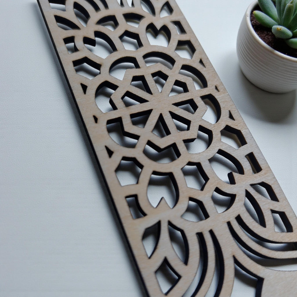 Personalized Wooden Bookmark with Name & Initial, Laser-Cut Floral Monogram Bookmark, Custom Gift for Book Lover, Teacher Gift - product photo 3